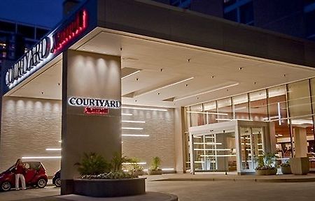 Courtyard By Marriott Bethesda Chevy Chase Hotel Ngoại thất bức ảnh