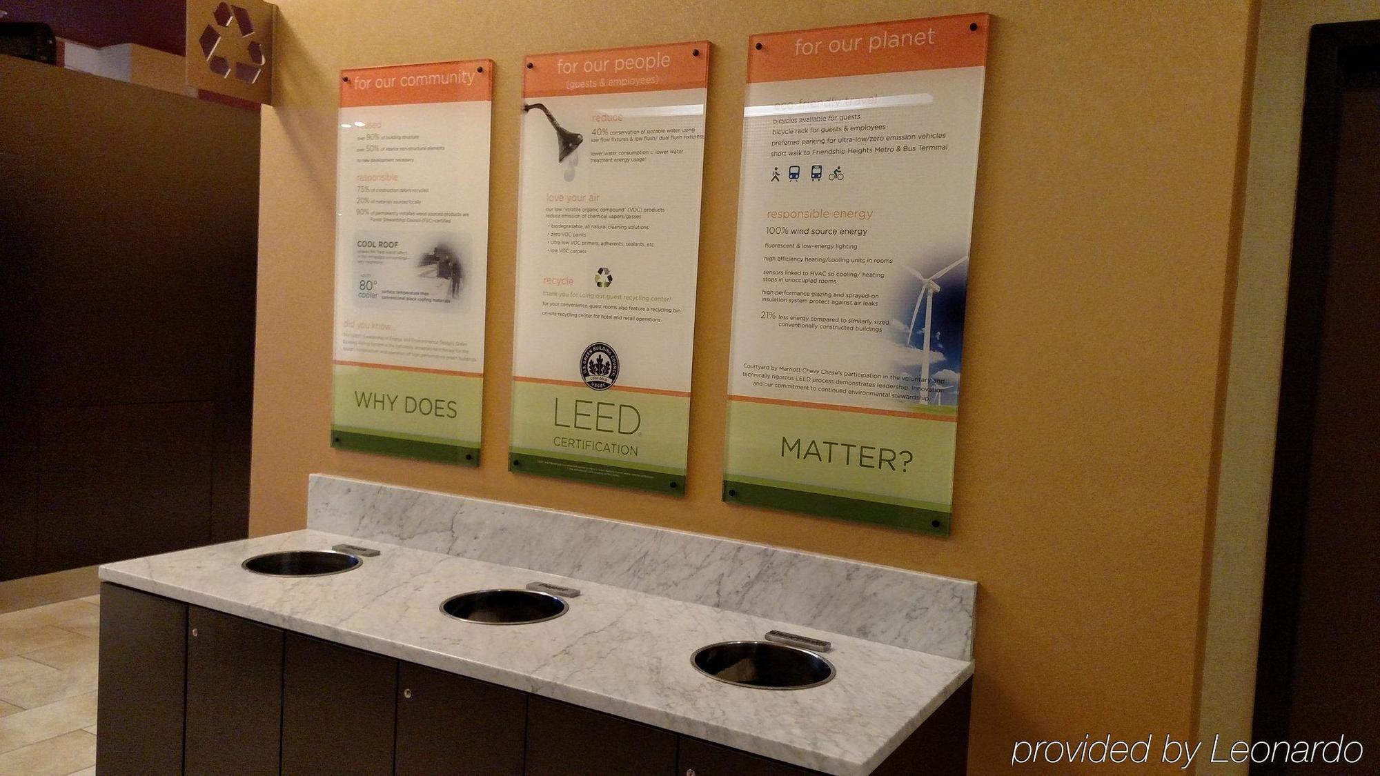 Courtyard By Marriott Bethesda Chevy Chase Hotel Ngoại thất bức ảnh