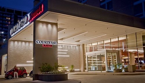 Courtyard By Marriott Bethesda Chevy Chase Hotel Ngoại thất bức ảnh