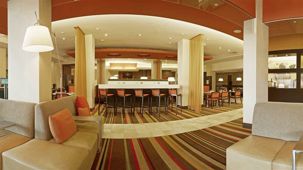 Courtyard By Marriott Bethesda Chevy Chase Hotel Ngoại thất bức ảnh