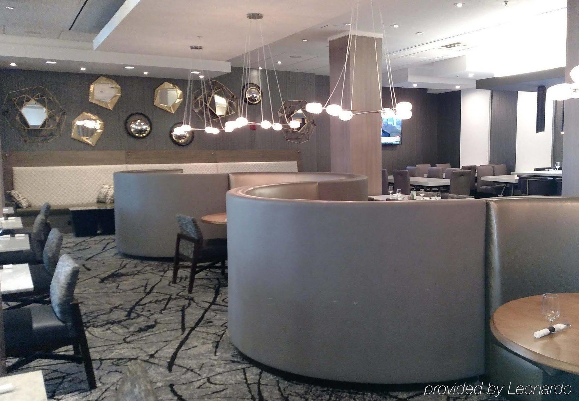 Courtyard By Marriott Bethesda Chevy Chase Hotel Ngoại thất bức ảnh